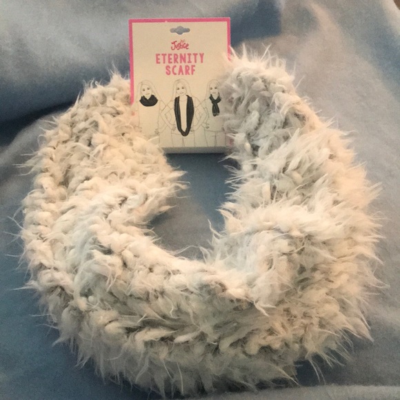 Justice Eternity Scarf (White/Grey) - Picture 1 of 3